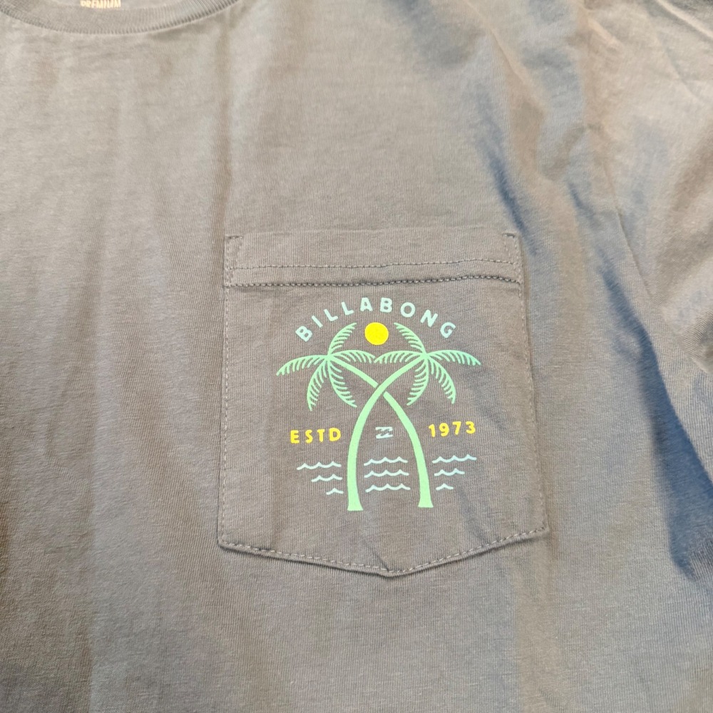 Billabong‎ Premium Pocket T-Shirt Palm Tree Graphic Size Small Blue